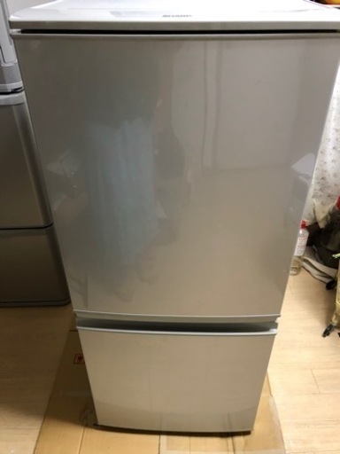 SHARP 中古　シャープ  SJ-D14C-S 冷蔵庫 小型 一人暮らし　2017年製