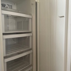 お引き渡し決まりました★ハイアール　136リットル　冷凍庫　JF...