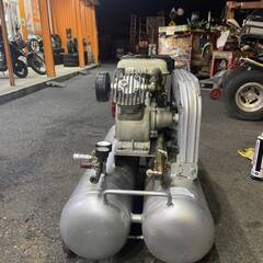 ナカトミ　エンジンコンプレッサー　ECPOー163　タンク容量58L 　5.5馬力　10ｈ/cm　空冷　4スト　エンジン式　コンプレッサー　 ナカトミ　エンジンコンプレッサー　ECPOー163　タンク容量58L 　5.5馬力　10ｈ/cm　空冷　4スト　エンジン式　コンプレッサーの画像