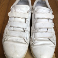 LACOSTE スニーカー　27cmの画像