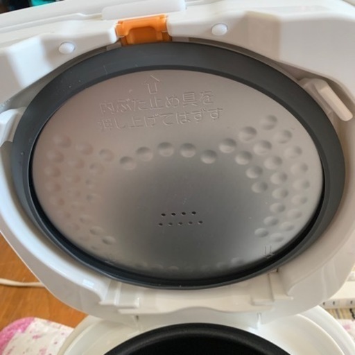 炊飯器です