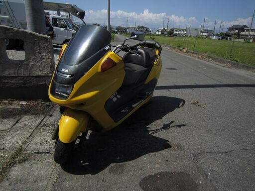 決まりました！！　ありがとうございます・処分！！　マジェスティ250　4HC　目立つよ～～～～～