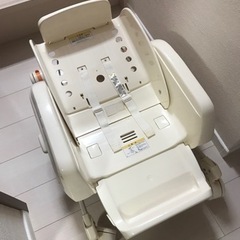 コンビ　ハイローチェア　手動の画像