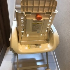コンビ　ハイローチェア　手動の画像