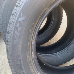 引取り限定　225/55R17 ブリザックVRXの画像
