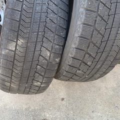 引取り限定　225/55R17 ブリザックVRXの画像