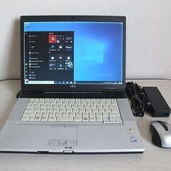 Fujitsu FMV-E8250 ノートパソコン　(a241) 