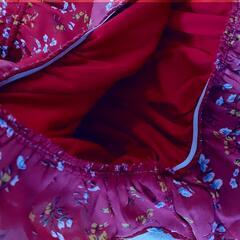 花柄トップスの画像