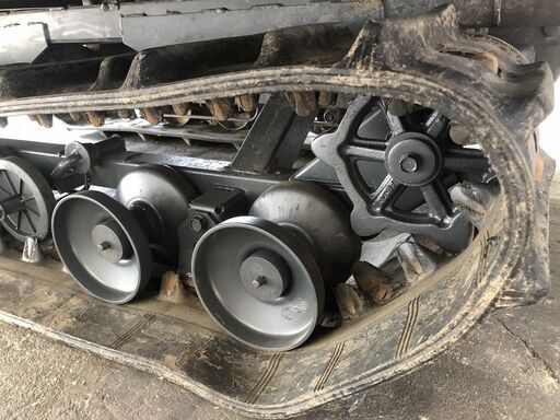 【SOLD OUT】【三重県津市】 清掃・整備済み クボタ コンバイン AR218 GDXW 18馬力 HST無段変速【農機具でっく】【三重】【コンバイン】