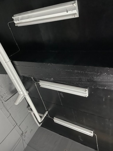 室外機、照明