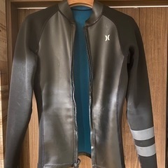 大人気！ハーレー　hurley タッパー　中古XL 使用頻度少