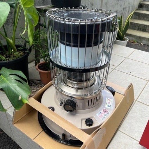 【トヨトミ】対流式石油ストーブ（中古）