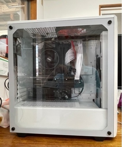 Win 1０ 64bit (dsp版)付き、Ryzen5 5600XとASUS　ROG-STRIX-RX580-O8G-GAMING、SSD crucial 500GB