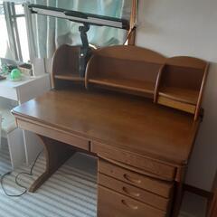 【お取引中】ほぼ新品★！学習机！明るいライト付！の画像