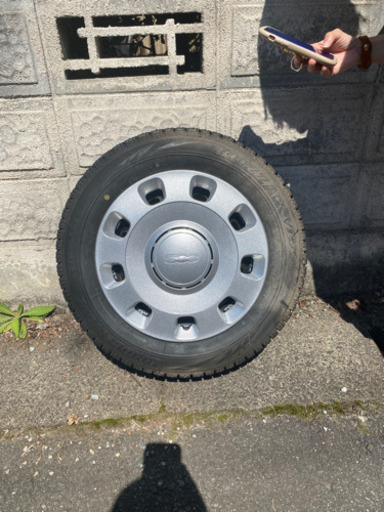 【BLIZZAK スタッドレス】フィアット　500C 1.2POP 2021年式　純正ホイール