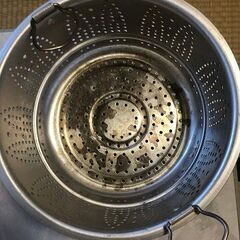 【無料】【引取のみ】蒸し器付鍋の画像