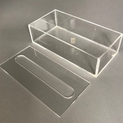 【無印良品】透明アクリルティシュBOXの画像
