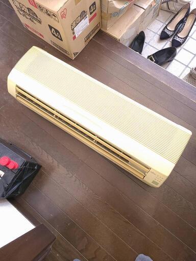 14畳用エアコン4キロ