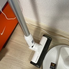 JASHEN コードレス掃除機 22kpa 350w強吸引力 サイクロンクリーナー スティッククリーナーの画像