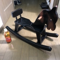 🔴木馬❣️シマ馬🐴❣️黒馬🐴❣️2000円でお譲りします❣️❣️の画像