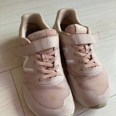 子供靴　ニューバランス　22.5㎝　ピンクの画像