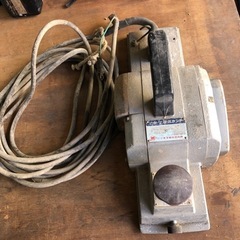 マキタ　電気カンナ