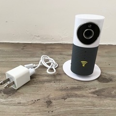 美品　スマートカメラ　防犯カメラ　ベビーモニター　ペットカメラ　警備