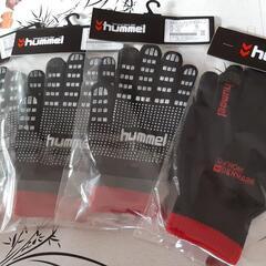 【新品】hummelの手袋の画像