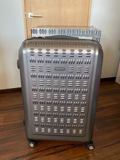 【店頭引き取り限定】サムソナイト 27 インチ グラヴテック シルバー《SAMSONITE 27"GRAVTEC》スーツケース