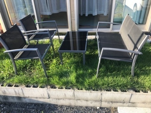 「値下げ」屋外向けテーブル、イスセット