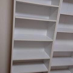 商談中【本棚①】たっぷり収納、可動棚タイプの画像