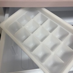 シャープ　冷蔵庫　ピンク色　9/20までの画像