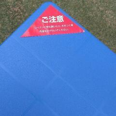 アウトドアテーブル　二段階調整可能性の画像