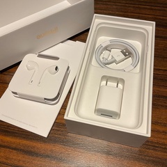美品❗️ iphone7 ゴールド　32GB SIMロック解除済み　付属品新品の画像
