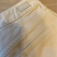 EDWIN 白ダメージパンツの画像