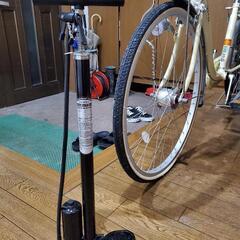 自転車ママチャリ 空気入れ付きの画像