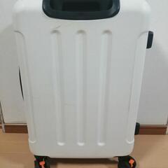 【値下げ】スーツケース　白　1回使用の画像