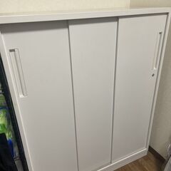 ウチダ オフィス家具 スチールキャビネット ２台