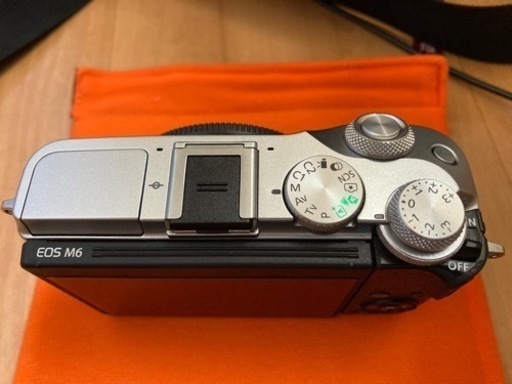 EOS M6 ダブルズームキット＋単焦点レンズ