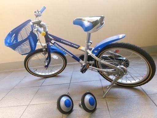 ブリヂストン　クロスファイヤーキッズ　18インチ