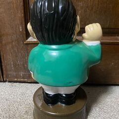 ジャパンおじさん貯金箱の画像