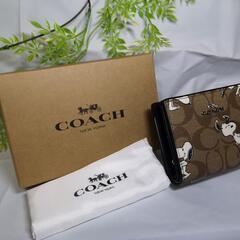 ✨大人気✨COACH/コーチ 2つ折り財布 スヌーピーコラボ