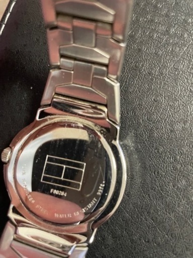 TOMMYの青い腕時計！