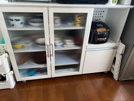 【受け渡し決定】食器棚