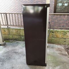 フォルスタージャパン 大型 ワインセラー 70本収納 ST-NV270Gの画像