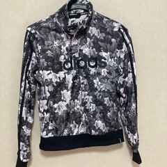 adidasneoアウター