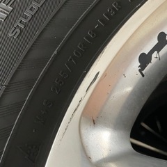 jeepスタッドレスタイヤ純正R18の画像