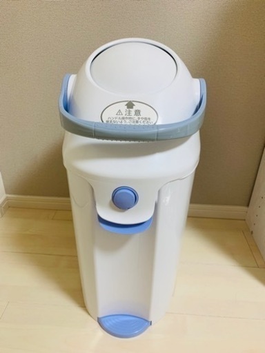 ピジョン　オムツゴミ箱