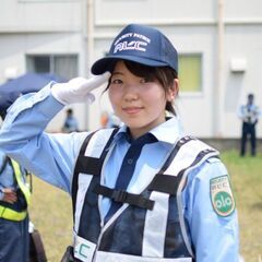 日払いOKでスポット勤務や単発・短期バイトもOK！【未経験・未資格可】入社祝い金が最大１2万円の交通誘導のお仕事 ♪ 20220905179-4の画像