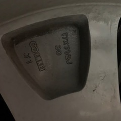 値下げしました！トヨタハイラックス純正 アルミホイール17インチ４本プラドハイエースなどにも！の画像